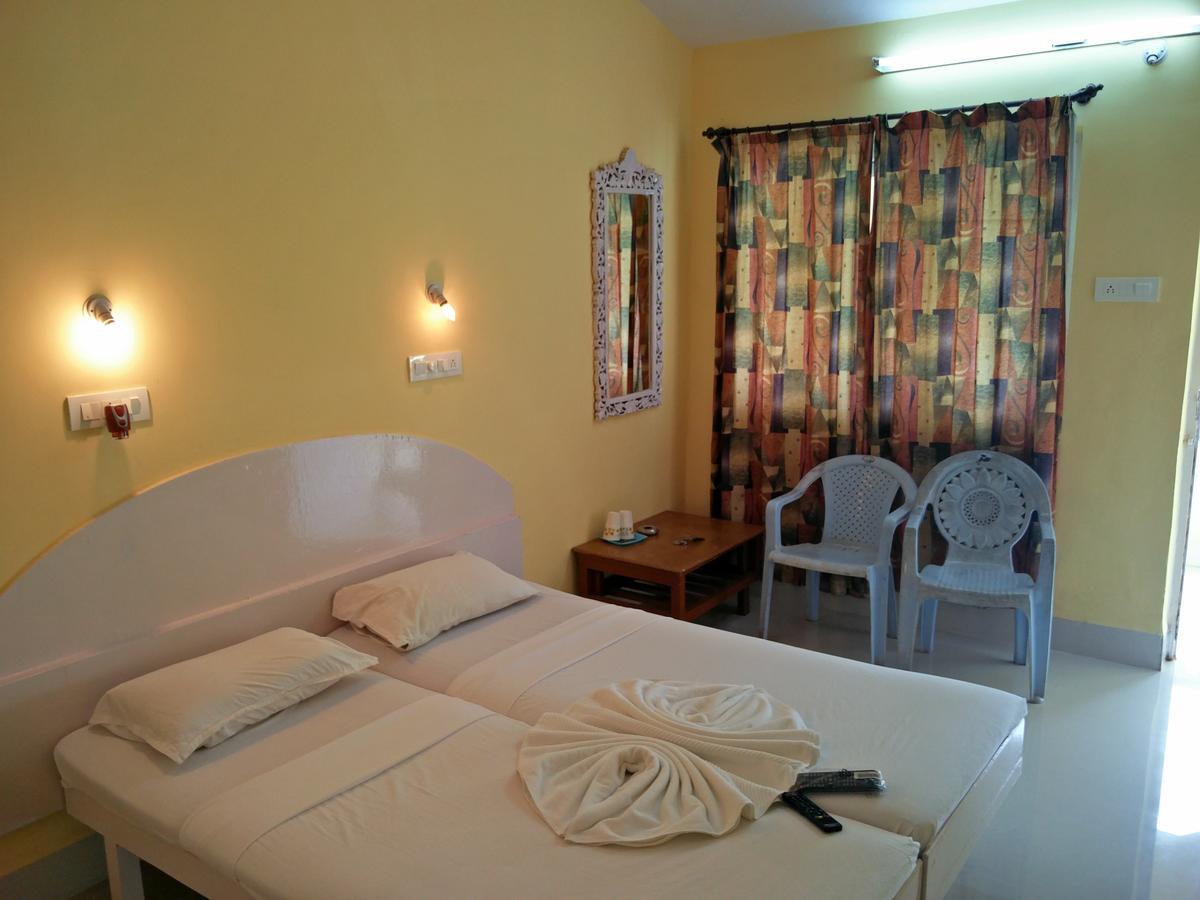Williams Beach Retreat Colva Bagian luar foto